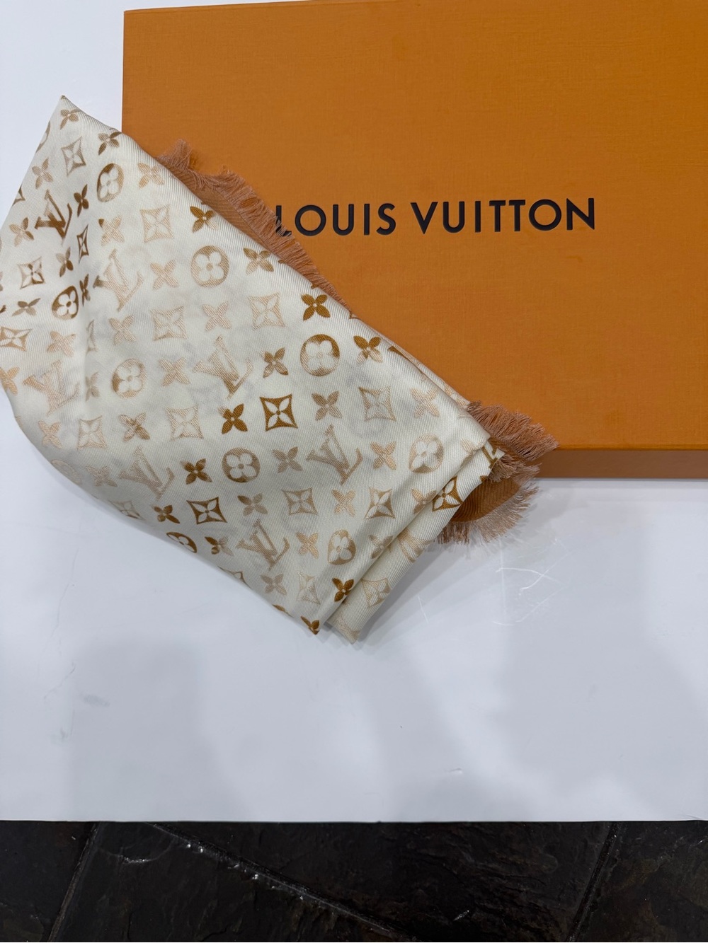 Louis Vuitton Cream and Gold Monogram Tag Detail Scarf - Picture 11 of 13